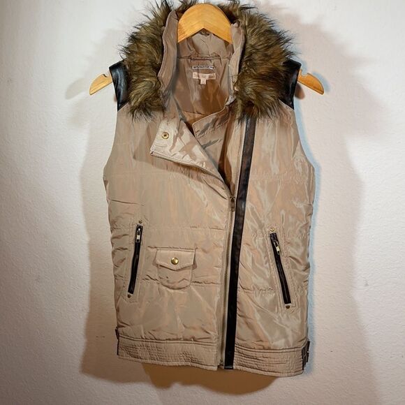 Thyme and Honey vest moto asymmetrical zipper buckle accents Size S - Picture 1 of 10